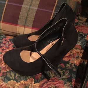 Super cute velvet wedge Mary Janes-worn once!